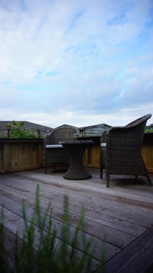 The Hut 56 Villa Уитианга Екстериор снимка